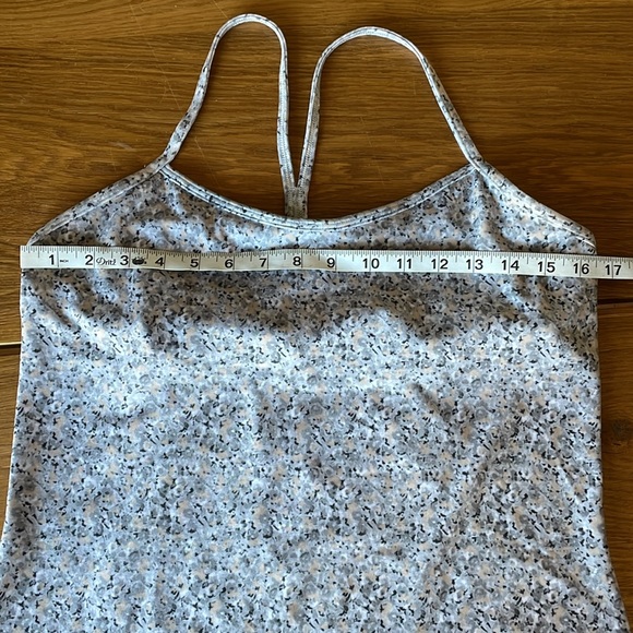 Lululemon Power Y tank - Picture 7 of 8